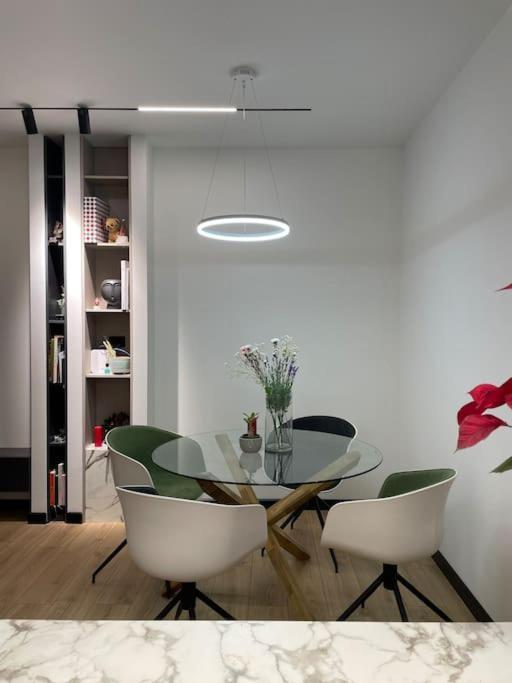 Angry Architects Apartment01 Тирана Экстерьер фото